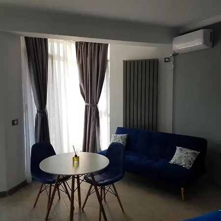 Naly By Alz Apartment Navodari